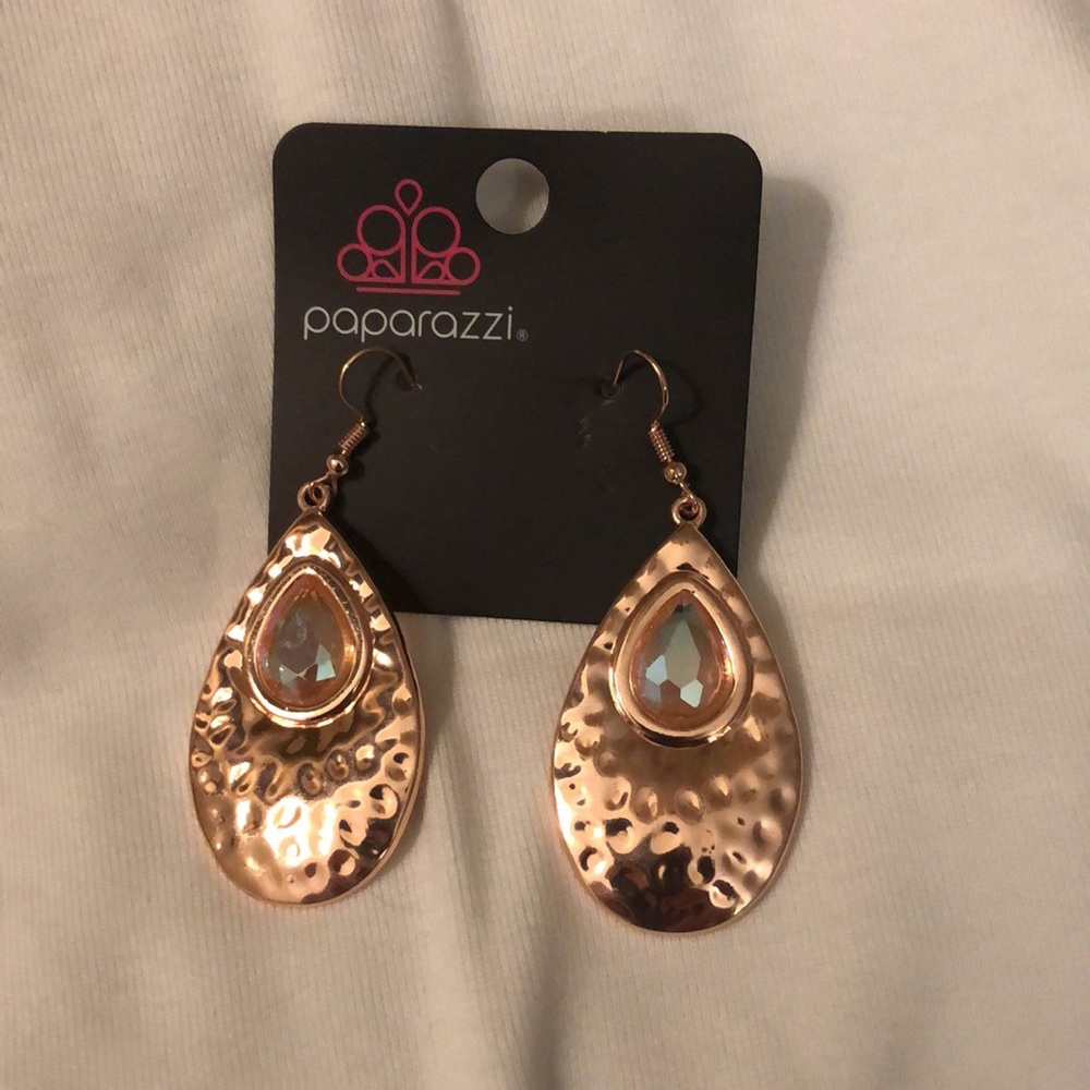 Paparazzi Matching Set Rose Gold-Colored Costume Jewelry - Picture 3 of 5